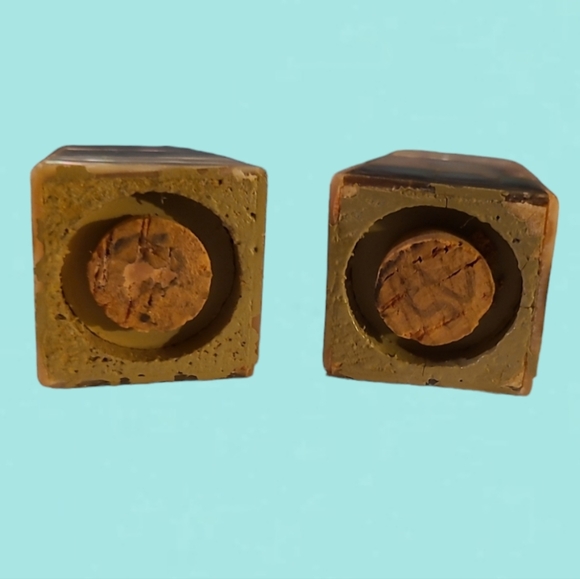 BEAUTIFUL VINTAGE ABALONE MOTHER OF PEARL SALT AND PEPPER SHAKERS - Picture 6 of 6